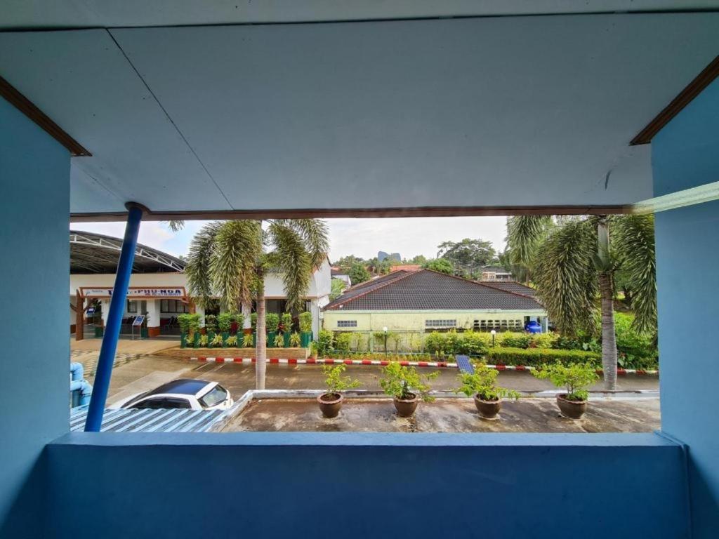 Phu Nga Hotel Natai-stranden Eksteriør billede